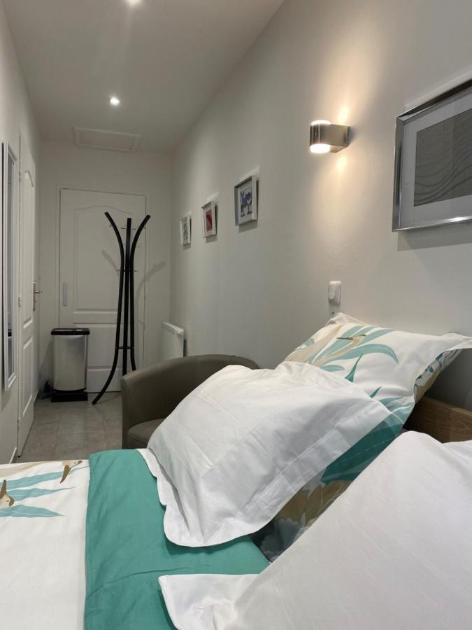 Dominicaine Nord, Studio meublé Amilly  Extérieur photo